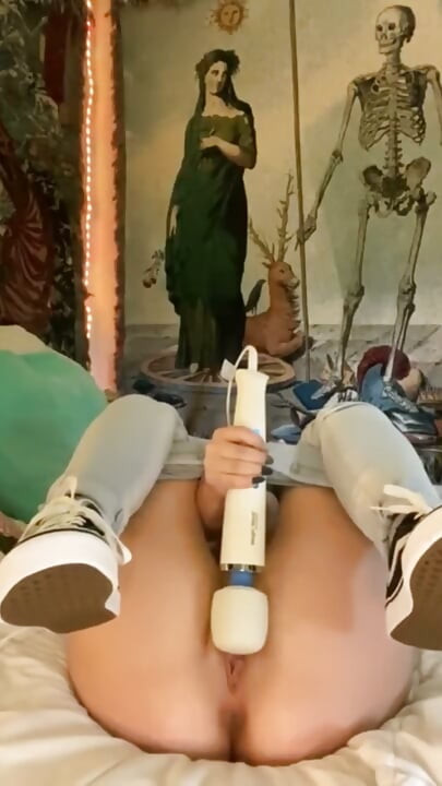 Intense Vibrator Orgasms