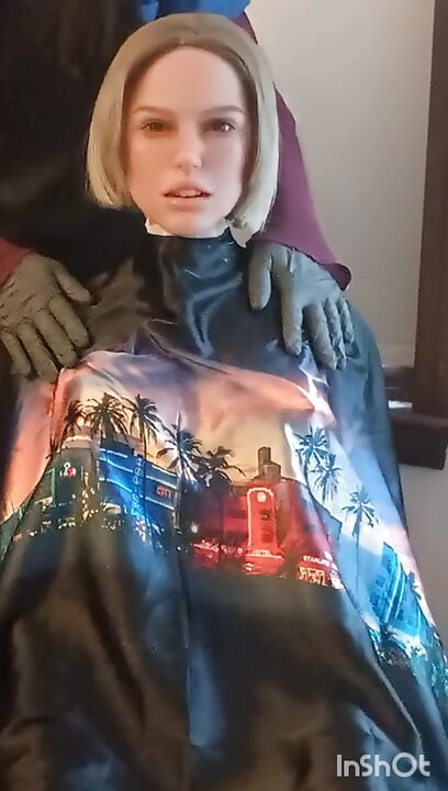 Jennifer haircutting cape modeling session