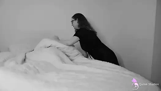 Üvey anneye bebek ver