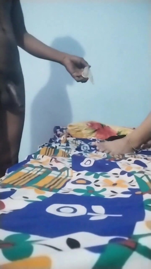 Delhi girl left with black, said it is very painful | Clip 3