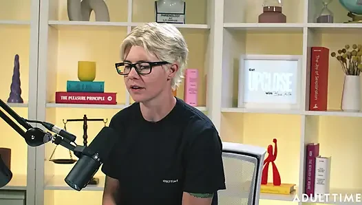 Khloe Kingsley: Squirting on Camera & Red Flags