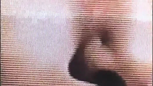 Schwarze muschi lecken, ficken auf dem billardtisch