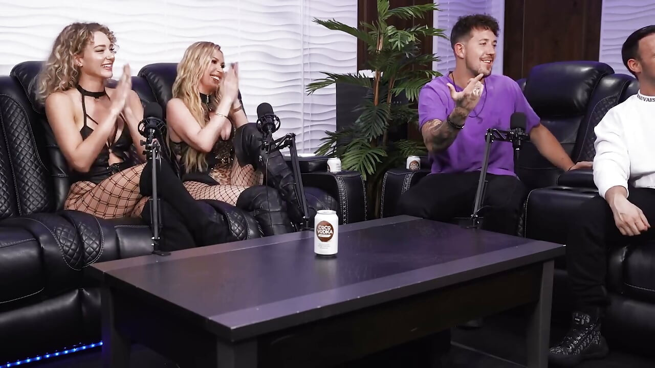 Nikki Benz Fucks Boyfriend with 8 Inch Strap on!