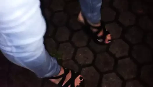 kamu cumshot ve yürüyüş içinde 6inch platform sandalet