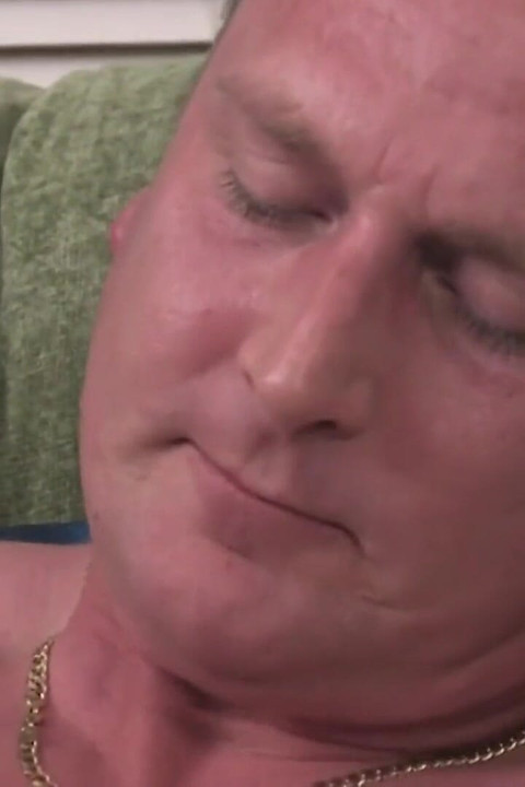 Moja mašta podivlja sa mnom dok ne svršim