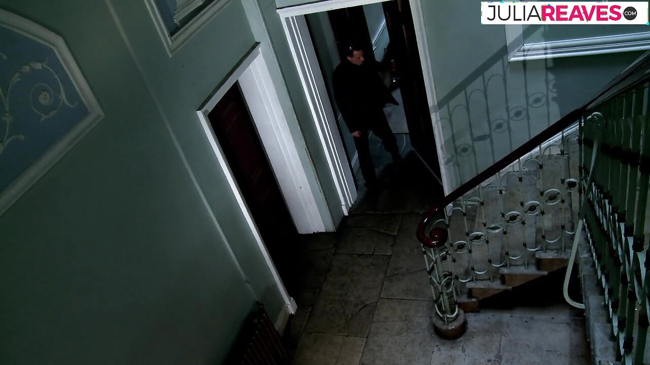 MILF panas dengan dua zakar