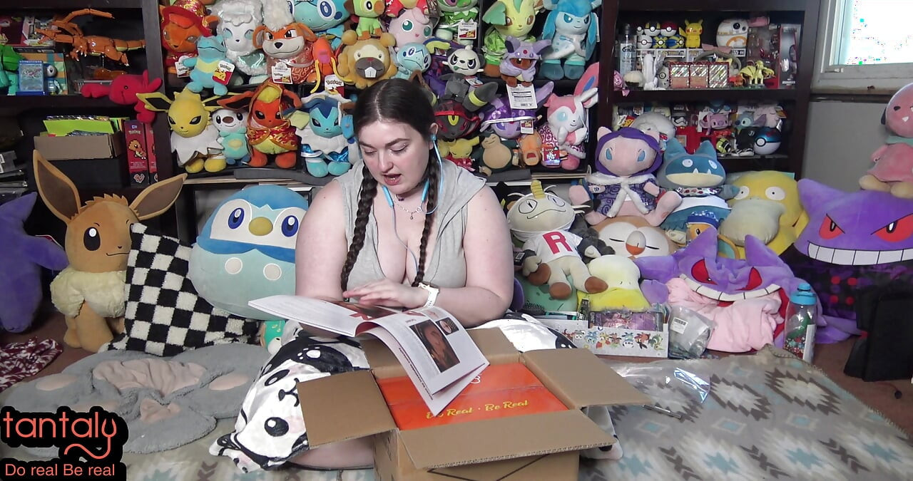Abby Unboxes Tantaly's Crystal Sex Doll