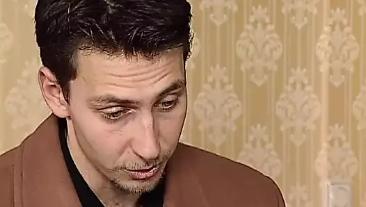 La truffa sc 3 tam üçlü seks sahnesi