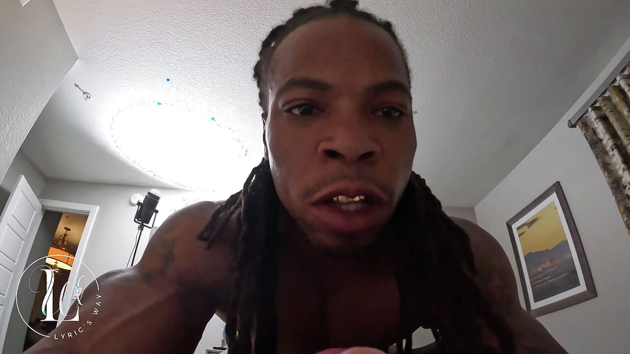 Cette salope asiatique a très envie - Naomi Coréenne en POV déjanté avec une grosse bite noire