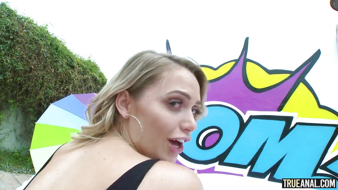 True Anal - Mia Malkova's Juicy Bubble Butt Get Split Wide Open