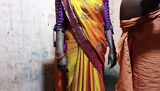 Teyzem Desi Hintli sikişiyor