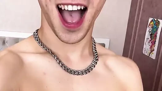 Nipples ile oynuyor