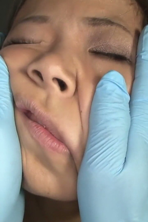 Face Fetish: Izumi's Mind-blowing Facial Distortion and Dirty Talk