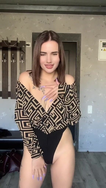 I'm particularly sexy tonight, aren't I?