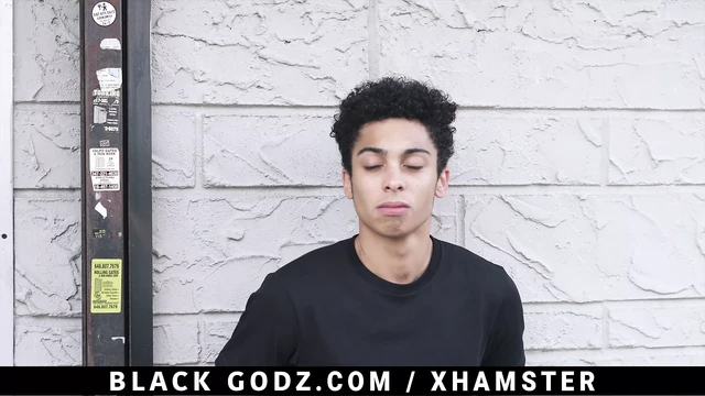 BlackGodz - черный бог долбит новенькое тугое очко