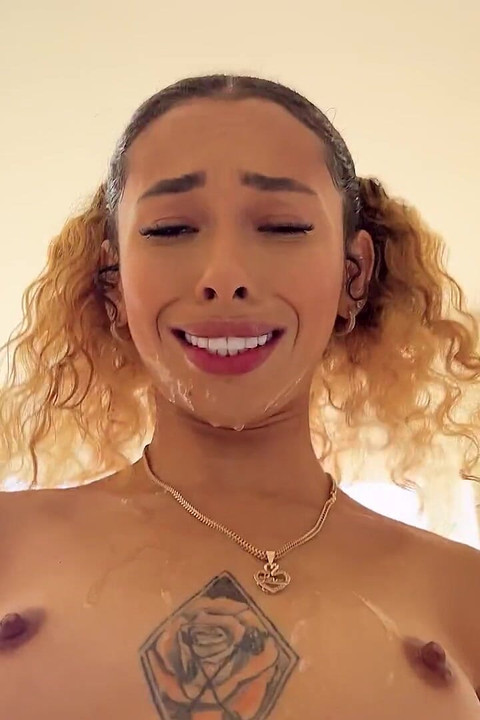 Cena anal hardcore completa com Kalani Luana