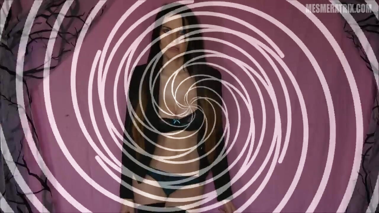 Ella te hipnotizará y hará lo que quiere contigo