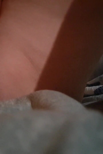 이 거대한 당근에 내가 하는 음란한 일들을 보고 정액