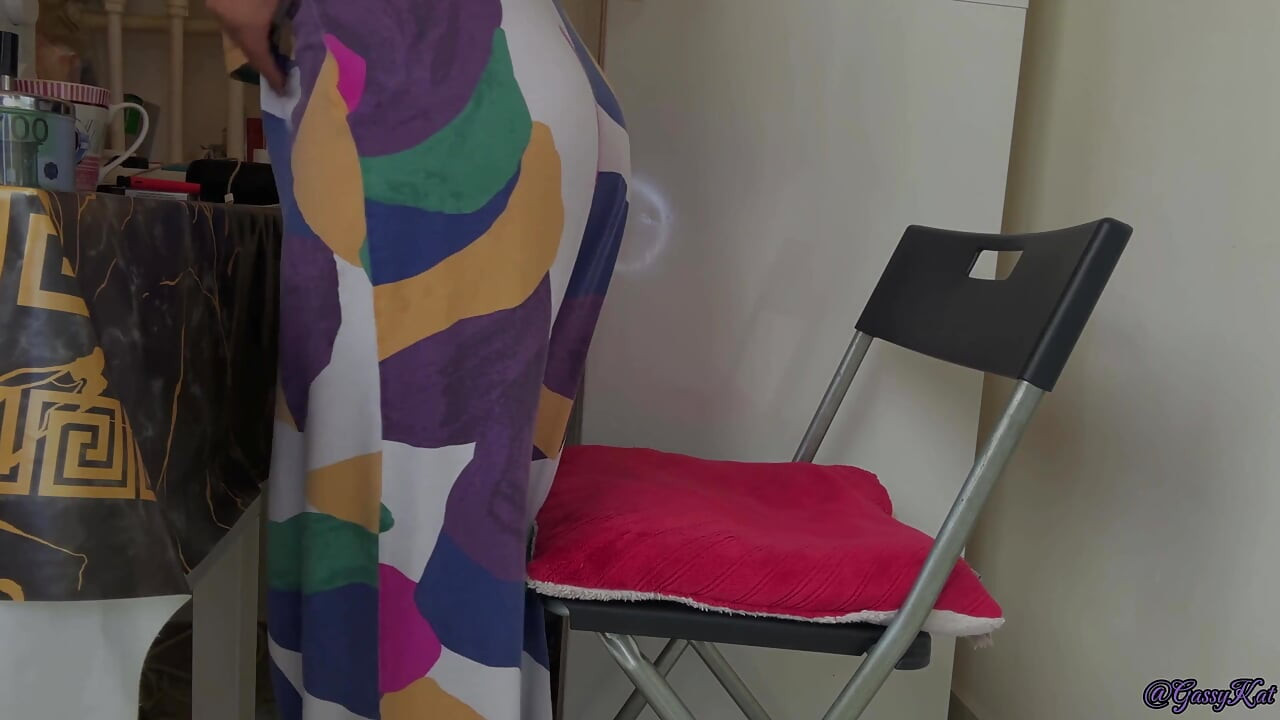 Coffee & Chair Stinkers Morning Sips with Powerful Fart Bar