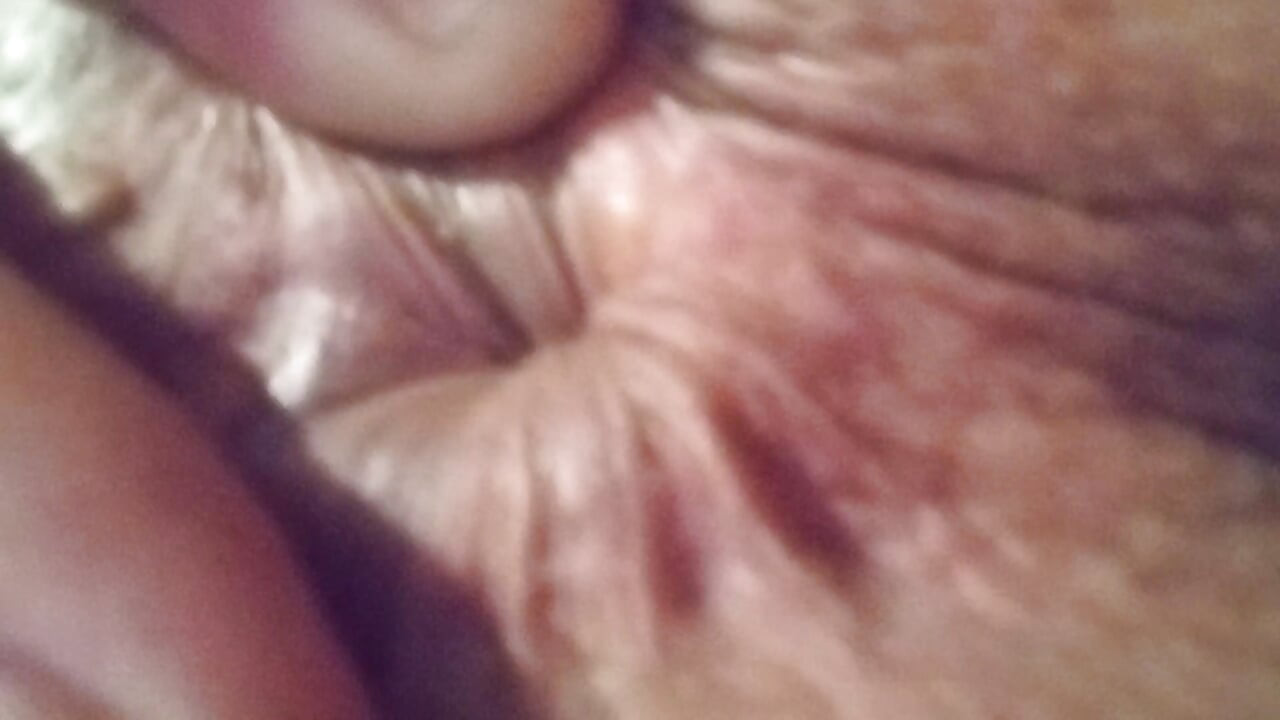 It's blowing You Kisses ... Kiss It Back