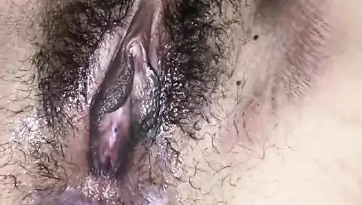 Üvey erkek kardeş üvey kız kardeşini sert sikişirken yakaladı. Hintli üniversiteli kız viral video