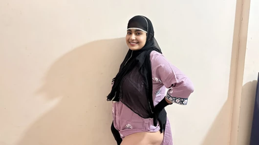 studentin fickte eine schöne muslimische lehrerin, als sie zu ihm nach hause kam, um sich zu beschweren, hindi-video