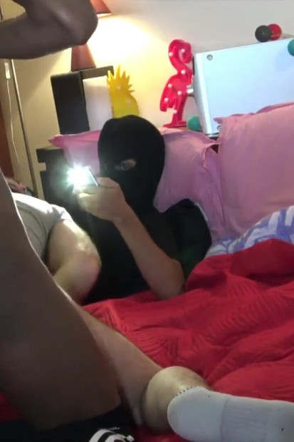 犯さ生ハメとcreampiedによってストレート黒檀の男の子