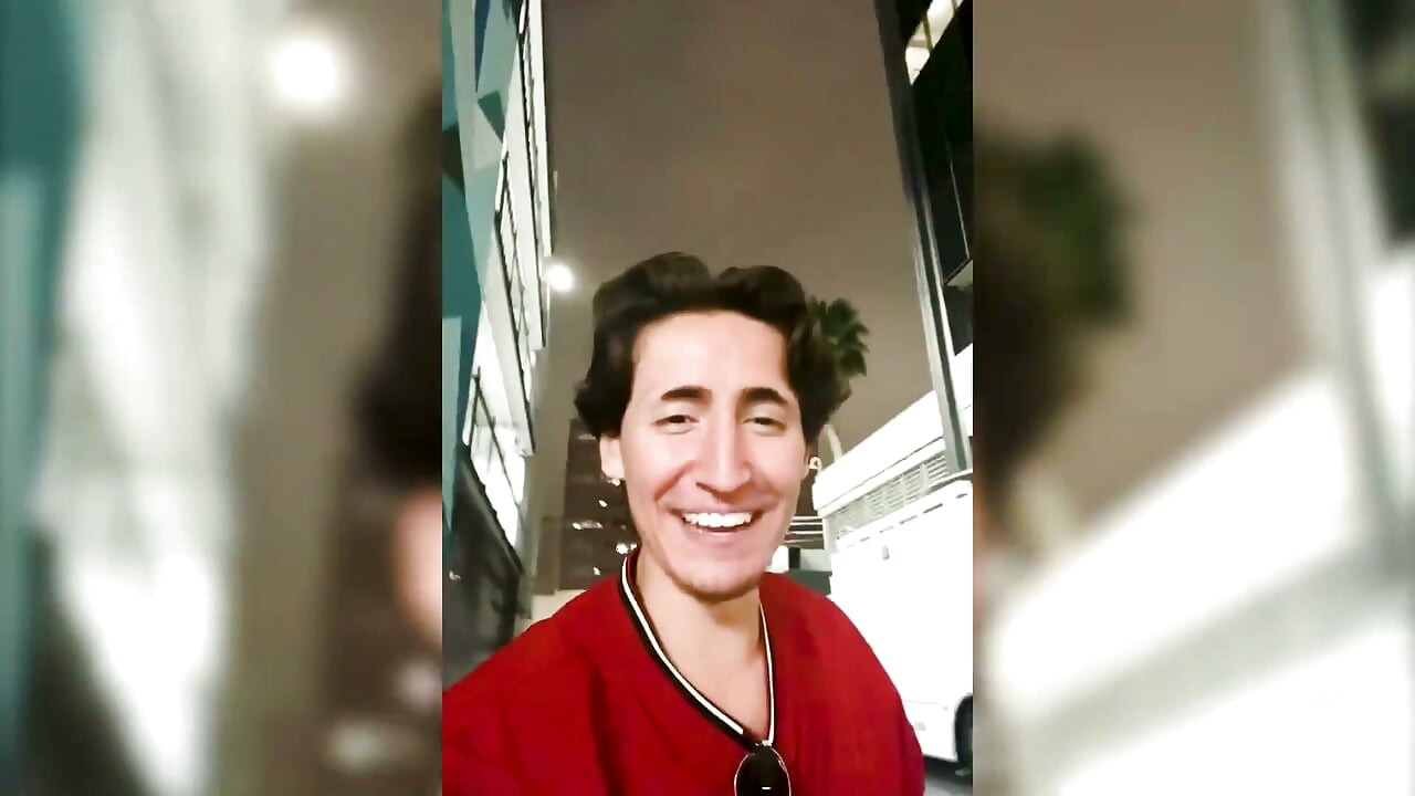 Το TikTok Star Kane Trujillo απαντά στους Haters και αποκαλύπτει το Celebrity Crush του!