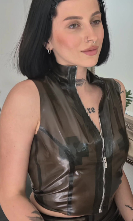 Latexoutfit