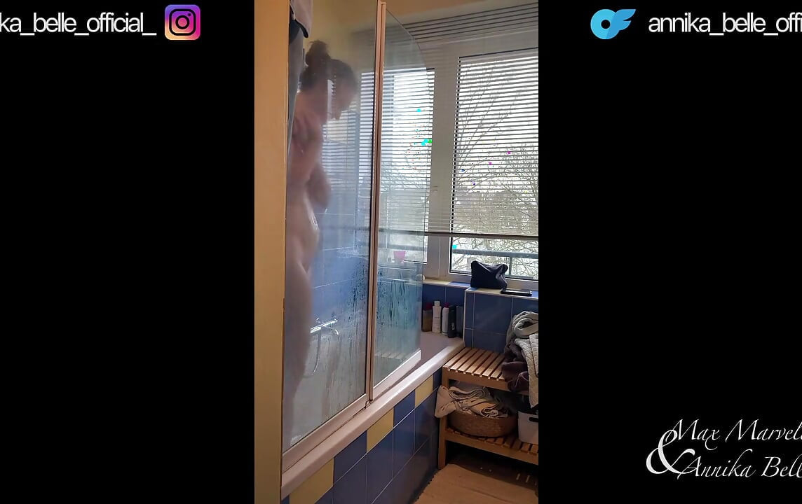Douche met mij deel 2 - exclusieve privébeelden