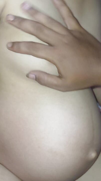 My 18-year-old girlfriend likes it so much that she sighs deliciously