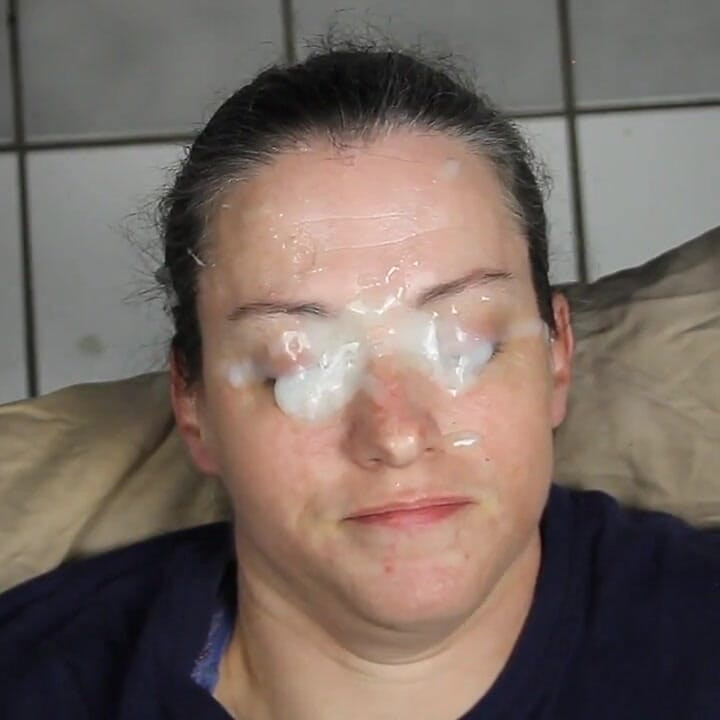 Huge Homemade Facial Blasting Right in Her Eyes!!!