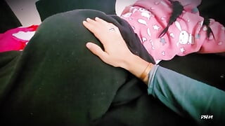 ओह माय गॉड- मेरे सौतेले पापा ने मेरी सौतेली मम्मी के लिए मुझे गलत तरीके से