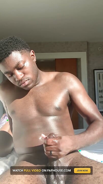 Handsy & Horny:fae and Cheta Slow Stroke Tease