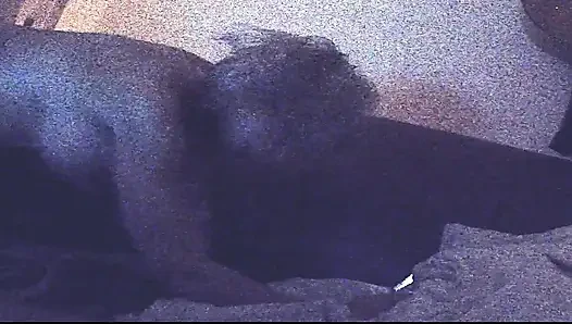 Неверная домохозяйка получает месть, снимает себя на видео, как трахается раком ее лучший мужчина друга