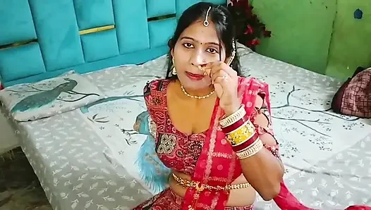 Ibu tiri yang seksi dengan pertama kali sendirian di rumah