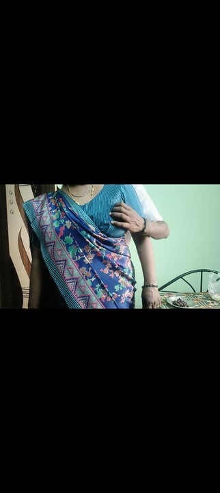 saree aunty with tennent she was calling to fucking the home