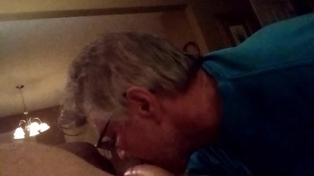 Sucking a nice HARD COCK!!