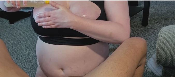 Große natürliche möpse ficken pOV crop top