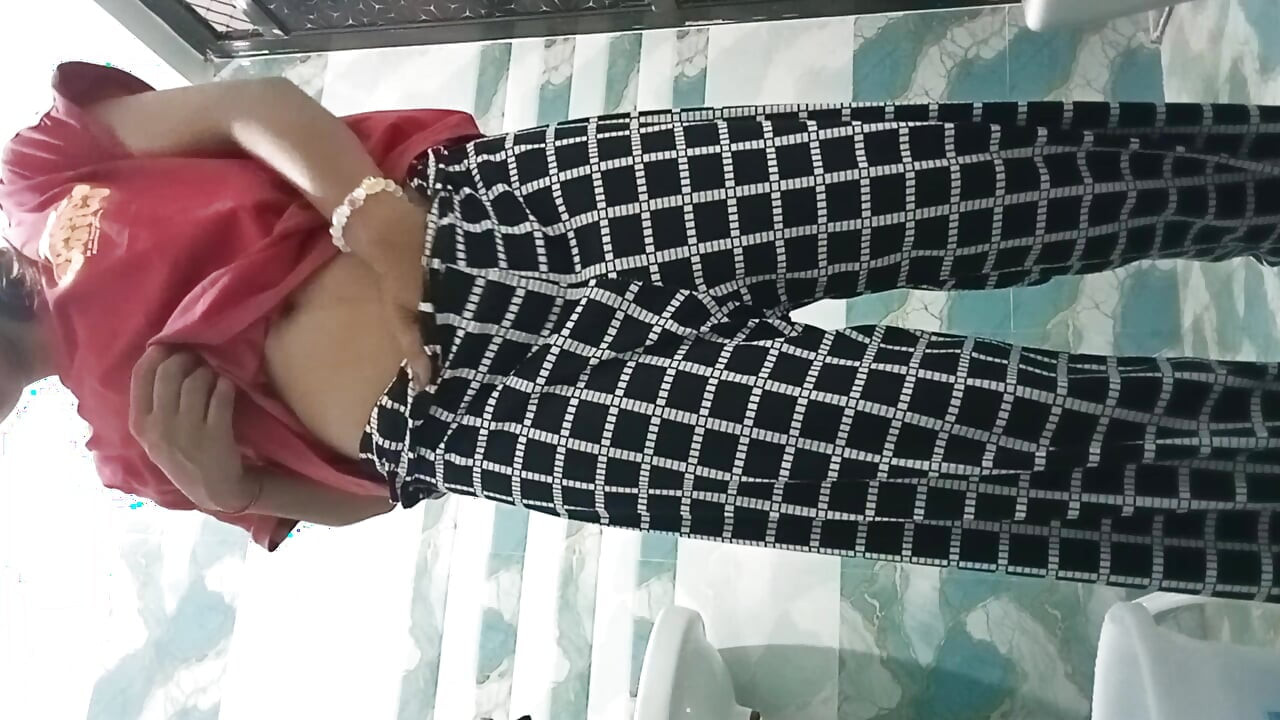 Wow..... Will someone fuck me? I am lonely and bored. Someone please fuck me.