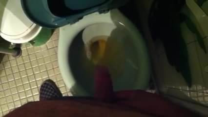My first pissing video