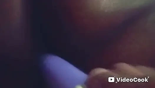 Später abend vibratorspiel !!