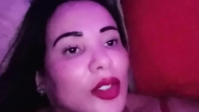 Showing off Greasy Pussy Fingering Until Cumming