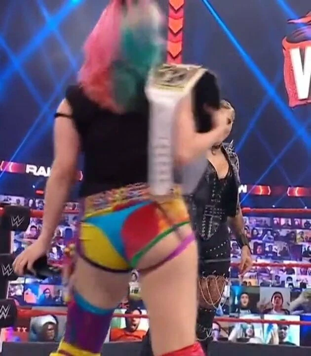 Japanese wrestler azzuka tight ass slowmo