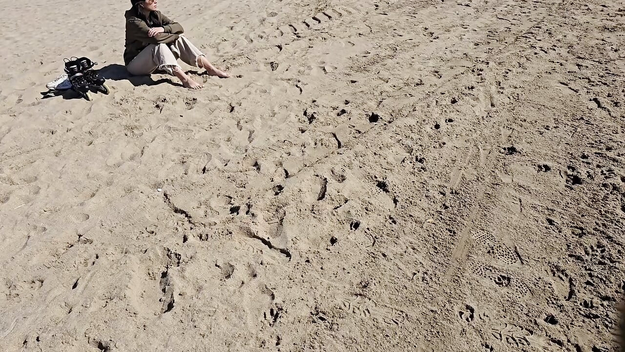 Cheating Girlfriend FUCKS Stranger In PUBLIC Bathroom!