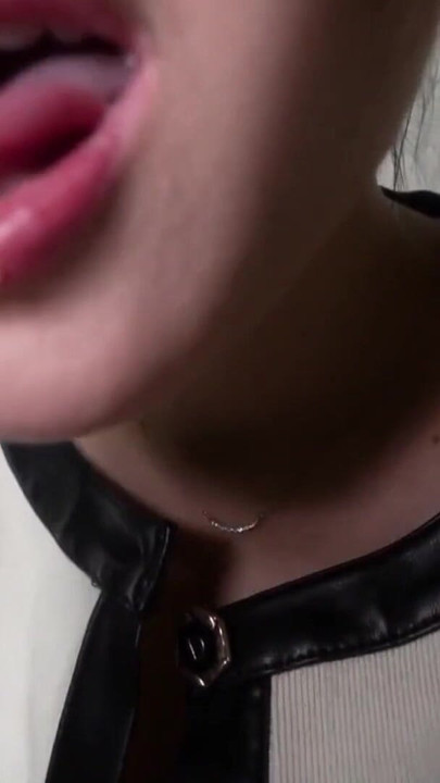 Ο γαμημένος φίλος μου δεν μπορεί να πει όχι στο σεξ, ακόμα και κατά τη διάρκεια της δουλειάς. | Κλιπ 3