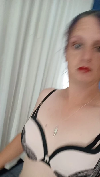 Am I pretty in pink?