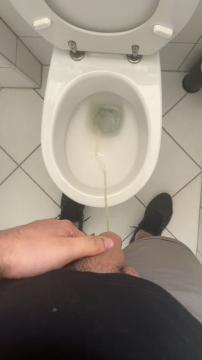 Good morning, let's go pee.