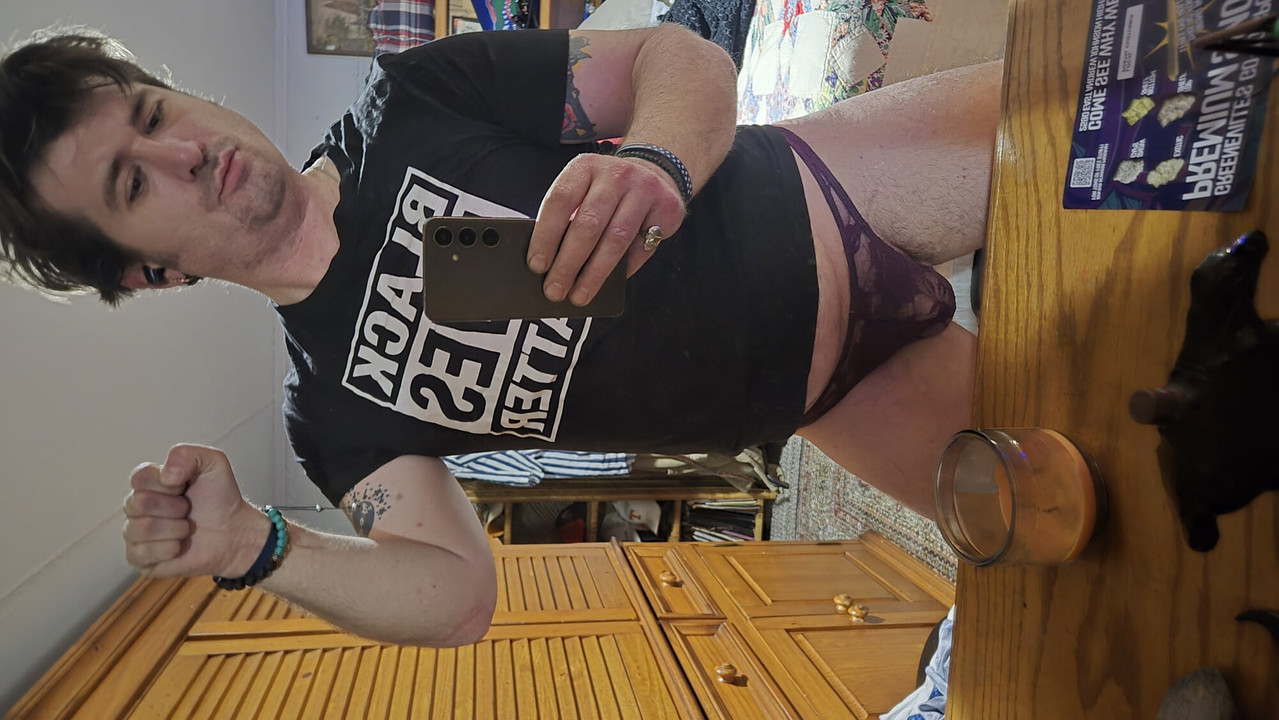 Black lifes matter yall, xoxox white bitch butt slut just starting out. Ass'up homie