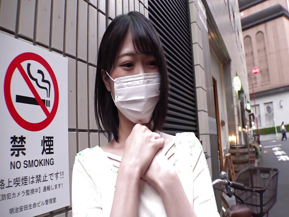 P138G04 Would you like to challenge a masked beauty on the street to a game on the show!? I picked up her and checked her into a hotel! Even the pure beauty is secretly passionate and keeps getting pounded over and over!